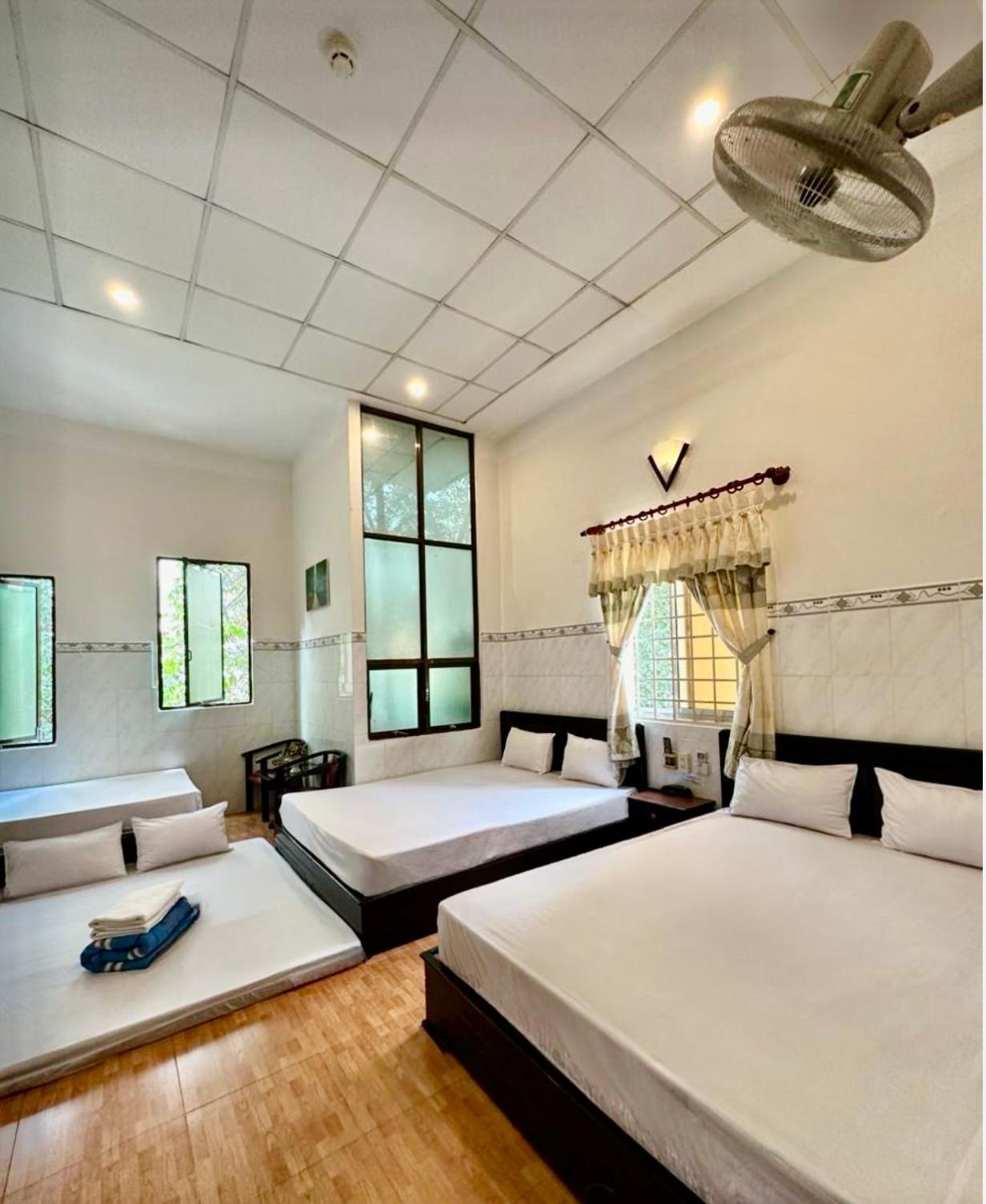Hotel Khach San Nam Do 2 Can Tho Esterno foto