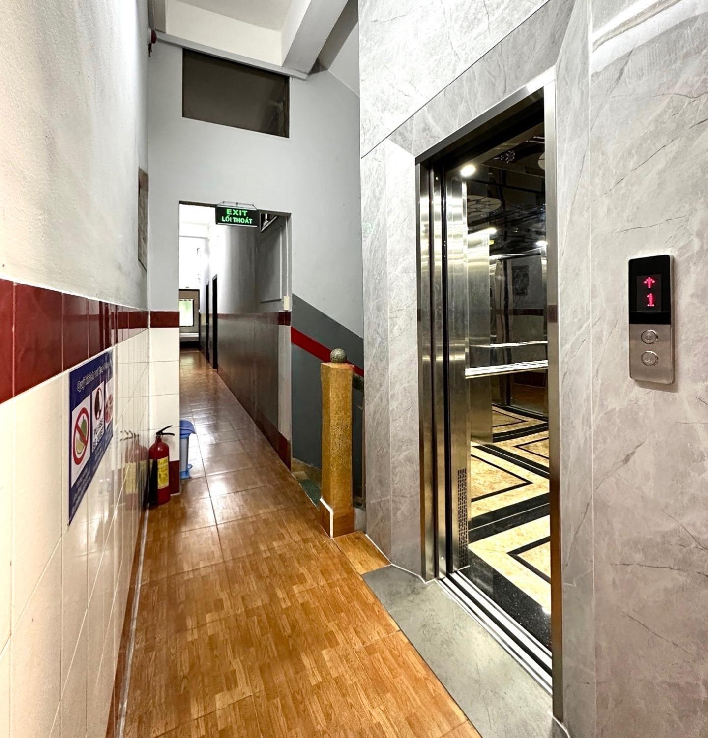 Hotel Khach San Nam Do 2 Can Tho Esterno foto