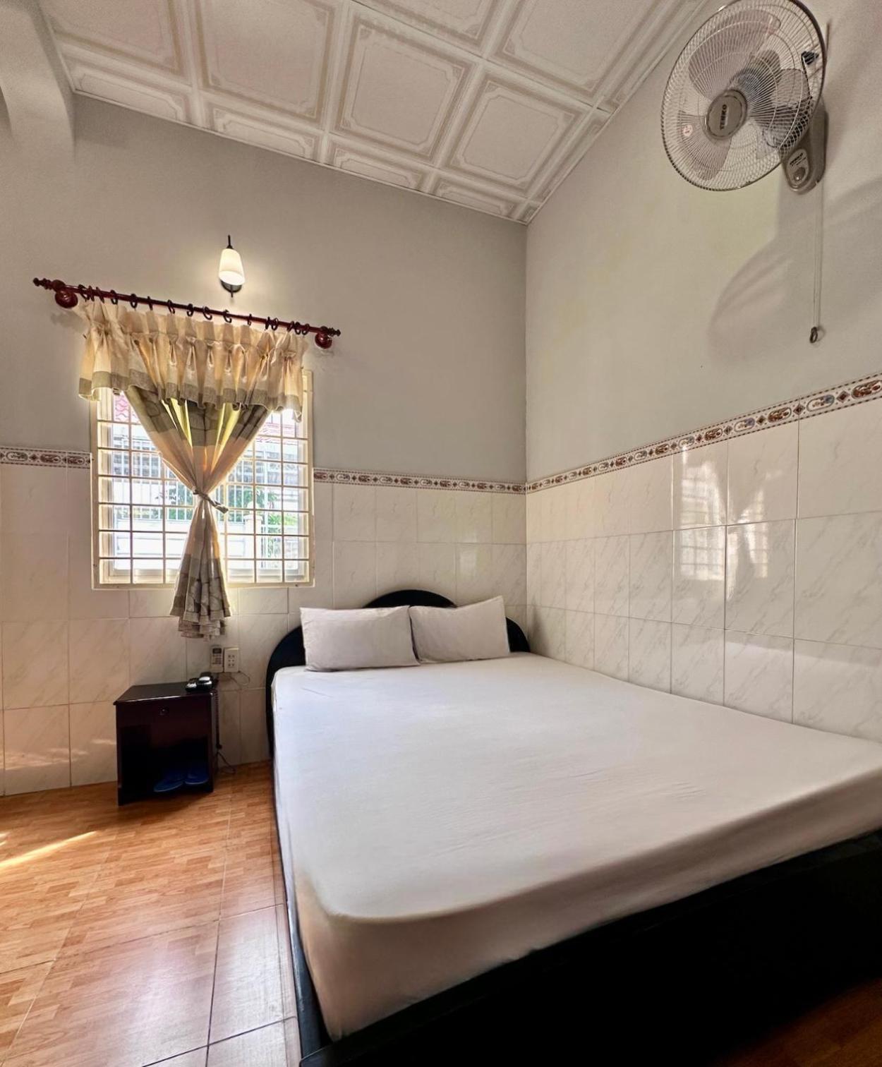 Hotel Khach San Nam Do 2 Can Tho Esterno foto