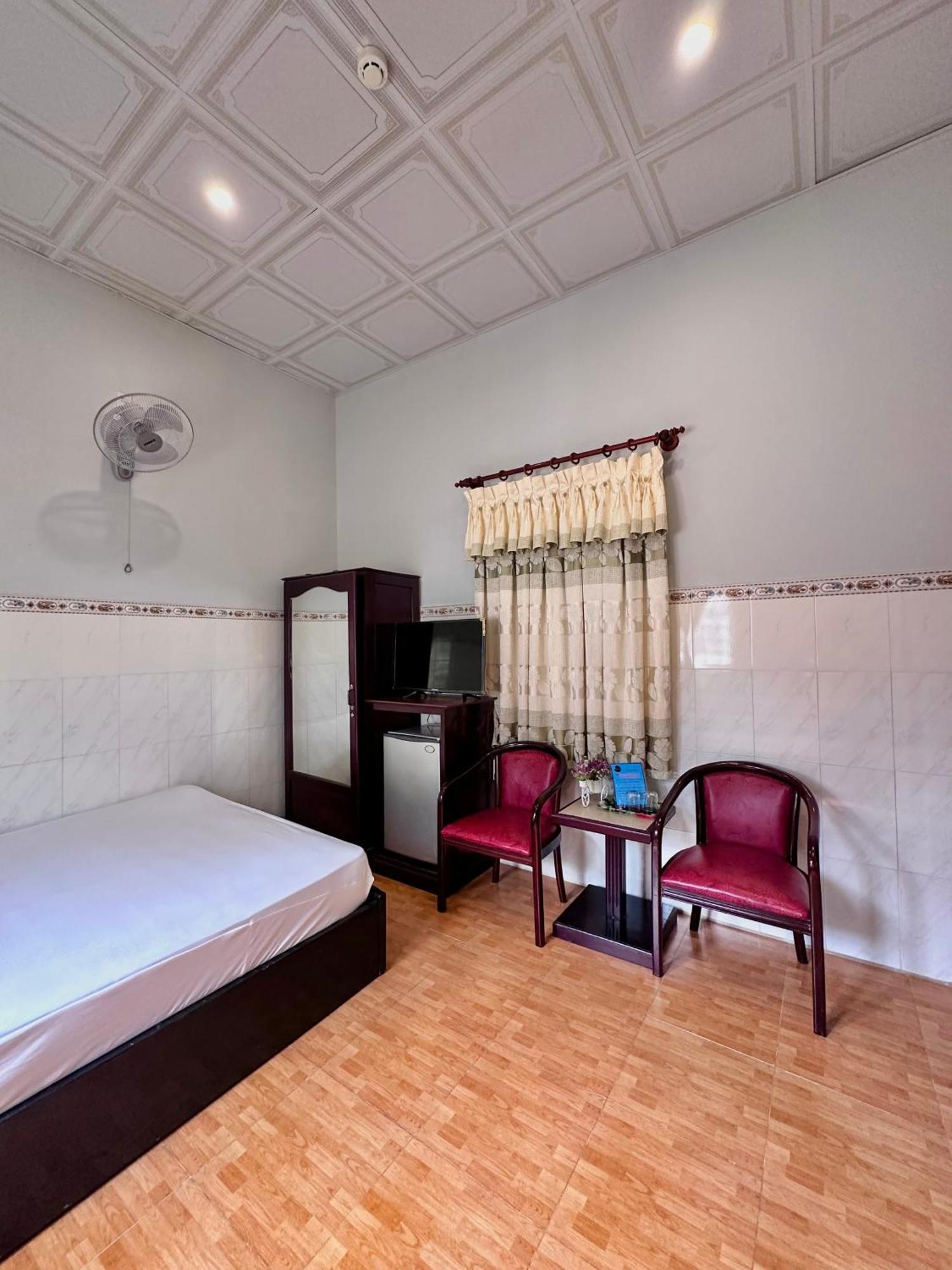Hotel Khach San Nam Do 2 Can Tho Esterno foto